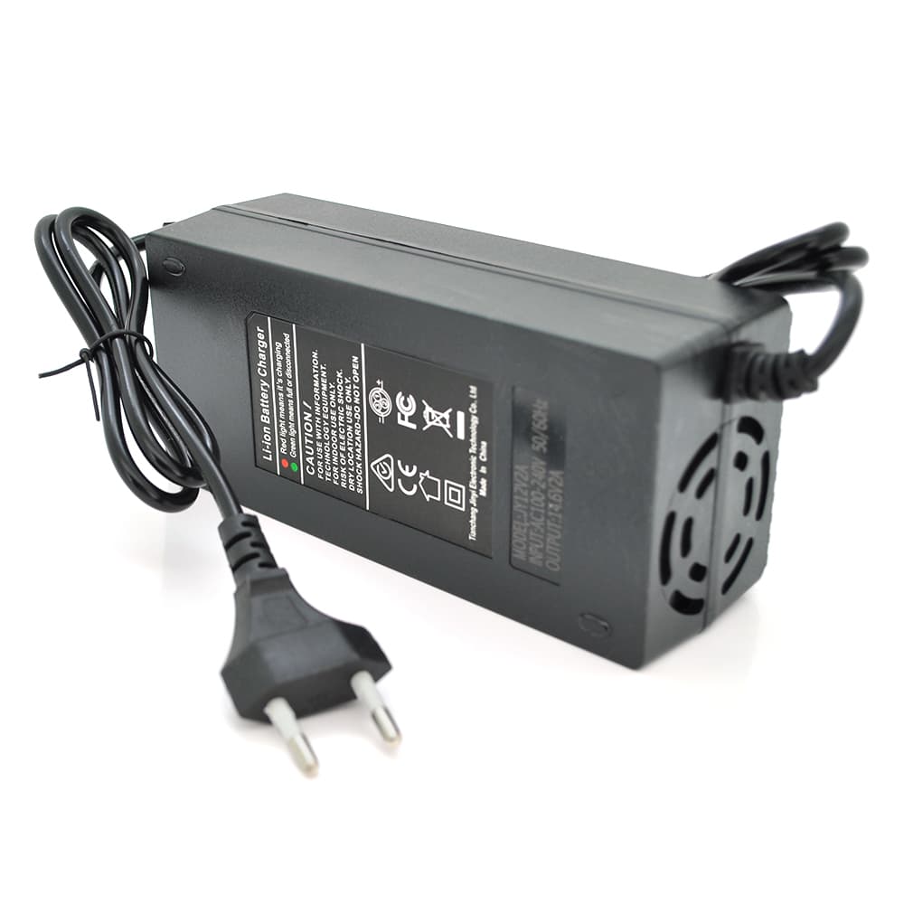 Зарядний пристрій Jinyi для акумуляторів LiFePO4 12V(14,6V),4S,2A,штекер 5,5,з індикацією,BOX